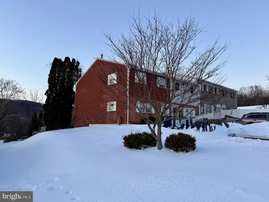 1223 Deer Run, Reading, PA 19606 - Image #2