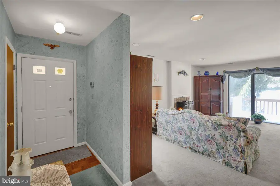 12 Muirfield Dr, Reading, PA 19607 - #3