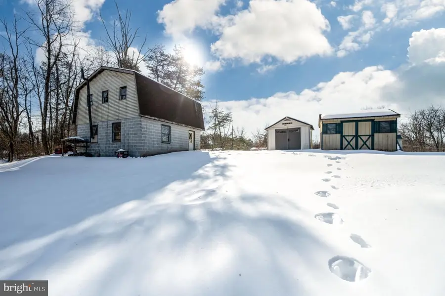 71 Laurel Ave, Birdsboro, PA 19508 - Image #2