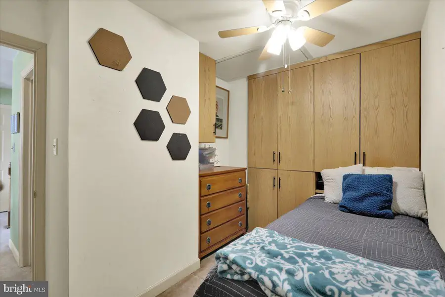 447 Epsilon Dr, Wernersville, PA 19565 - #2