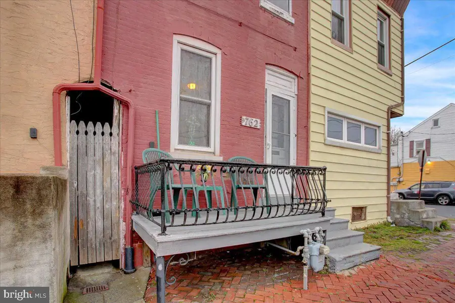 762 N 6th, Reading, PA 19601 - #2