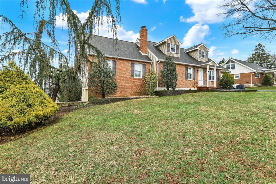 780 Corbit Dr, Reading, PA 19607 - #2