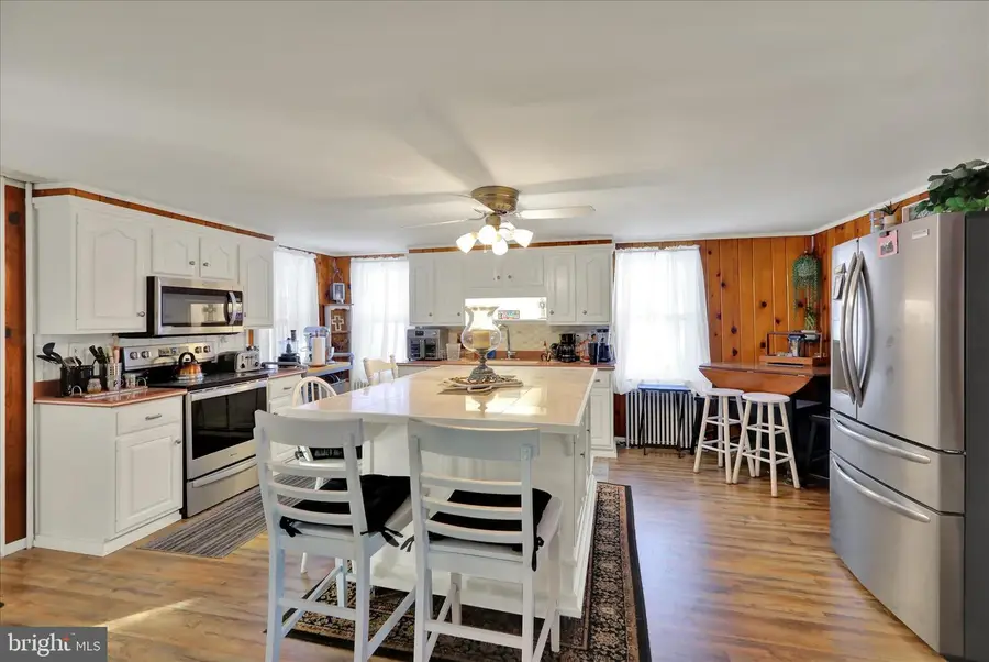 715 Furnace Rd, Wernersville, PA 19565 - #3