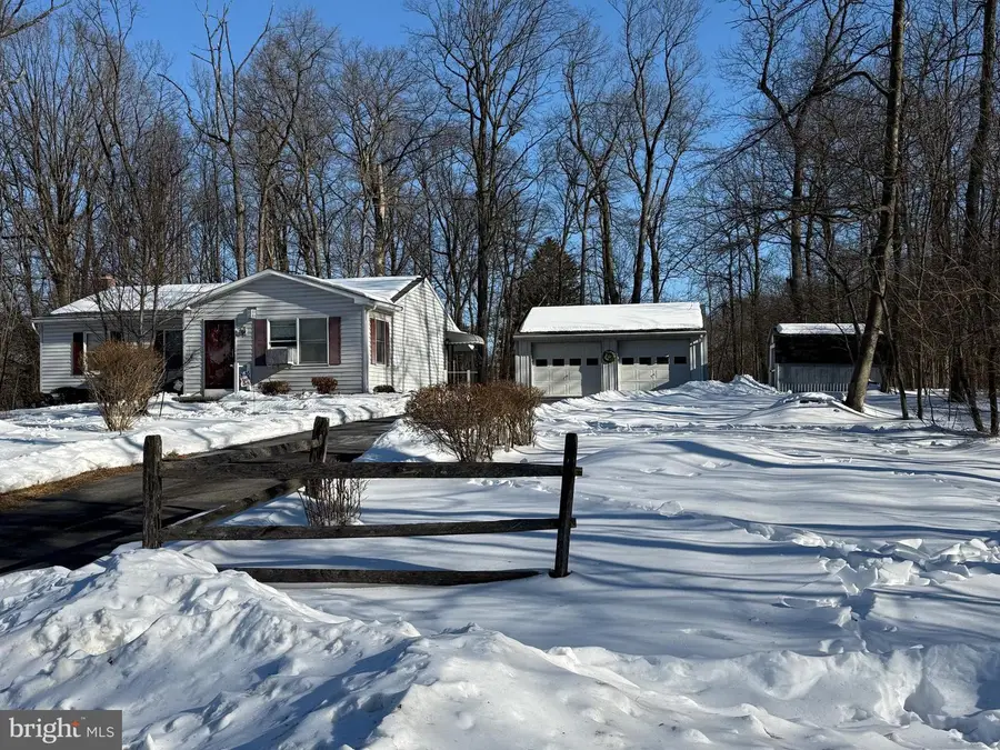 9 Hardy Ln, Fleetwood, PA 19522 - #2