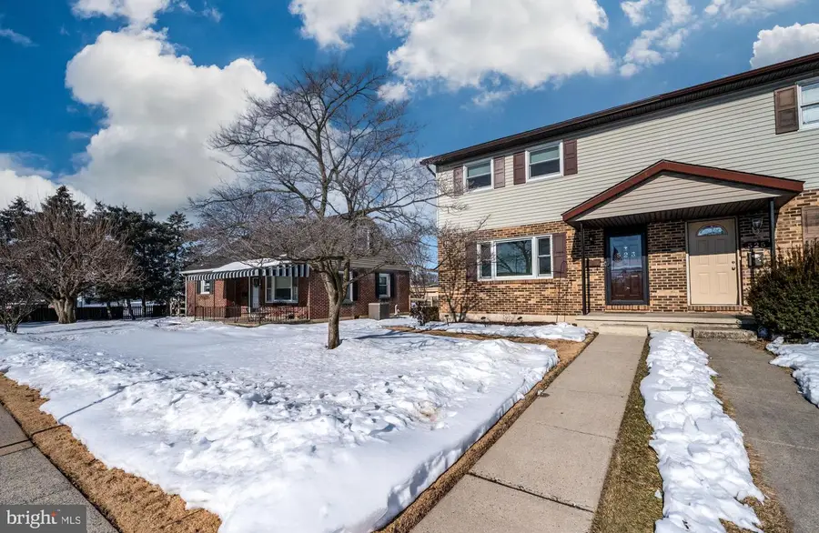 523 Mount Laurel Ave, Temple, PA 19560 - #2