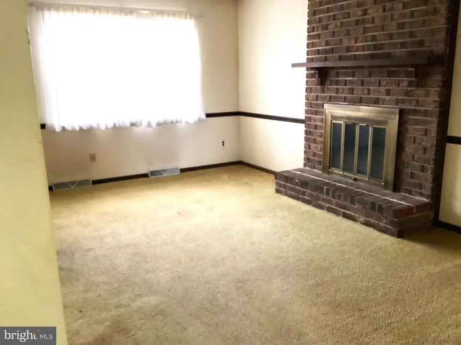 4208 Juniper Dr, Reading, PA 19605 - #3