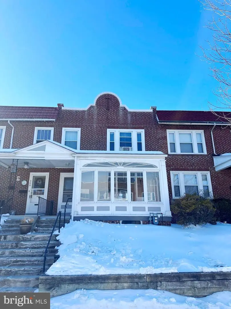 304 S 3rd Ave, West Reading, PA 19611 - #1