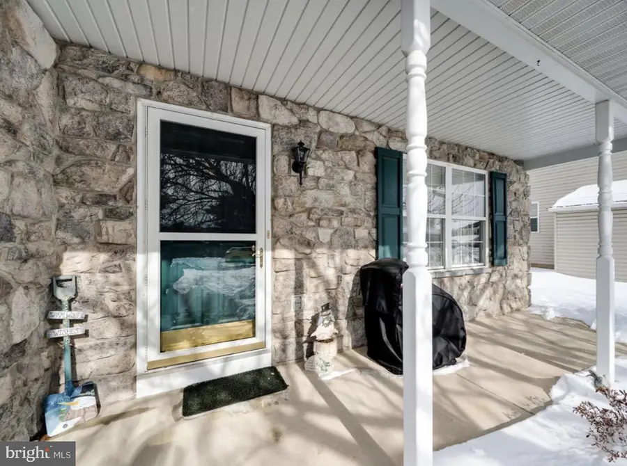 1018 Georgetown Dr, Reading, PA 19605 - #3