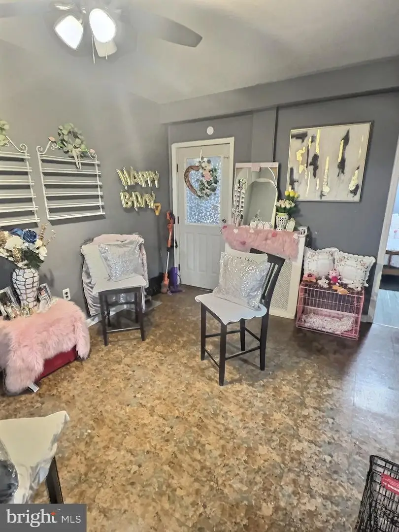 725 Pear St, Reading, PA 19601 - #3