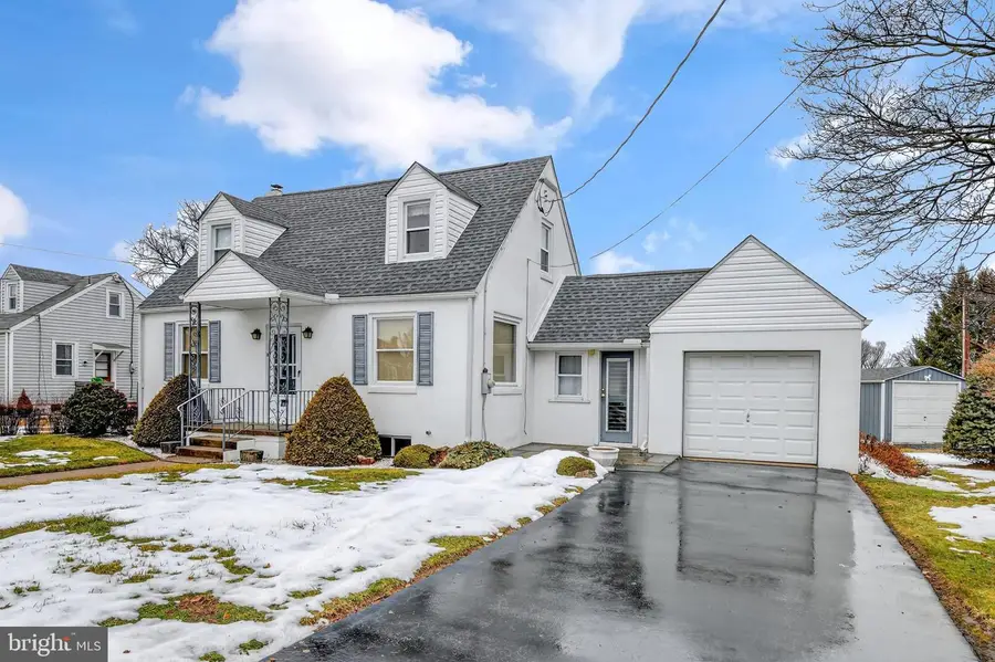 825 Bellefonte Ave, Reading, PA 19607 - #2