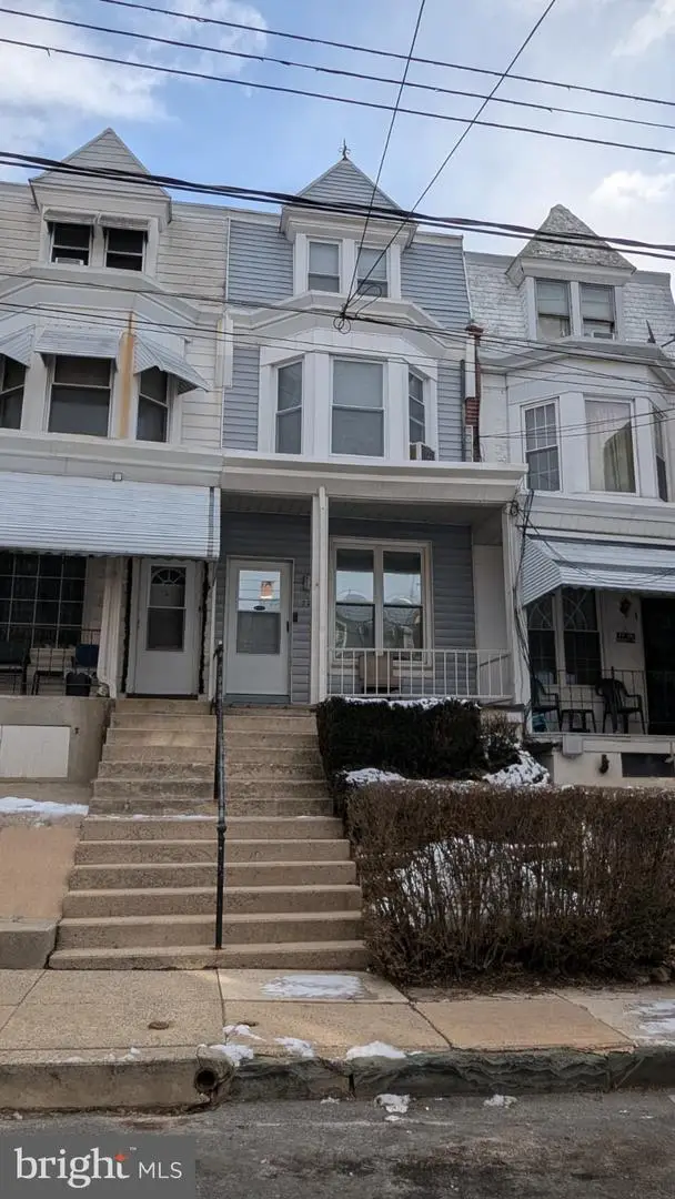 723 Thorn St, Reading, PA 19601 - #2