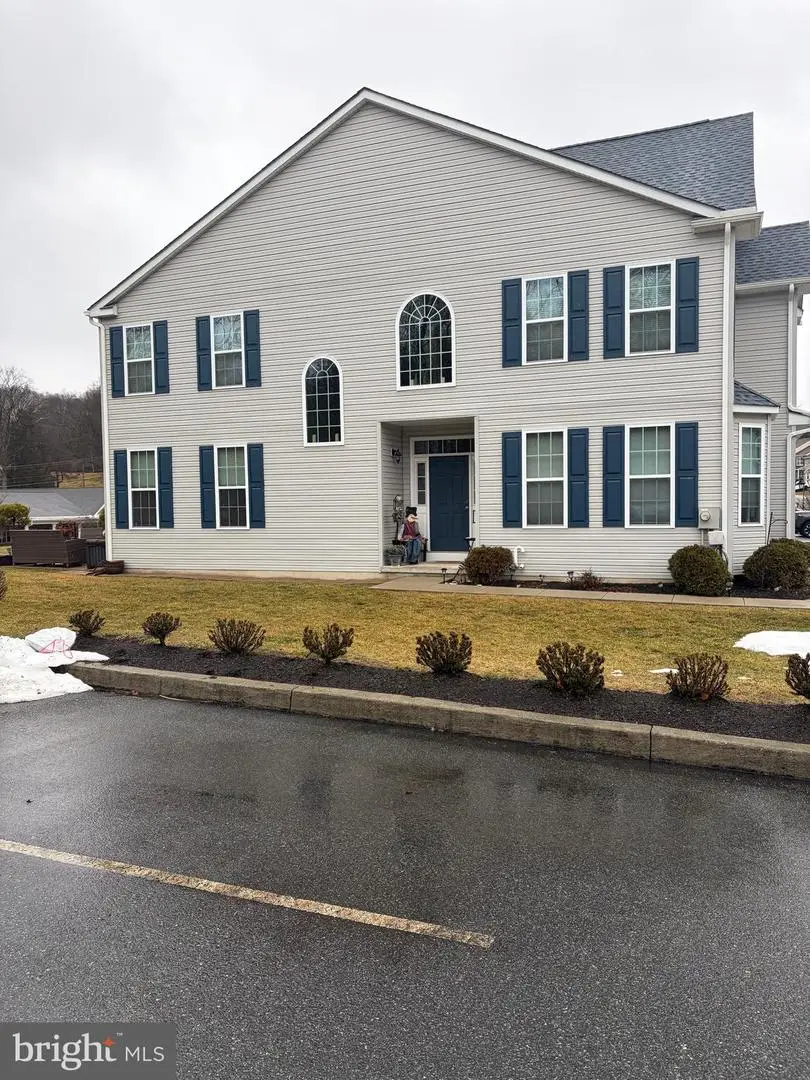 74 Emily Ct, Reading, PA 19606 - #1