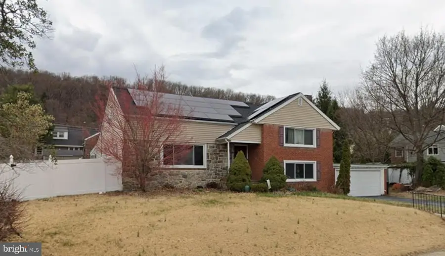 906 N 25th St, Reading, PA 19606 - #2