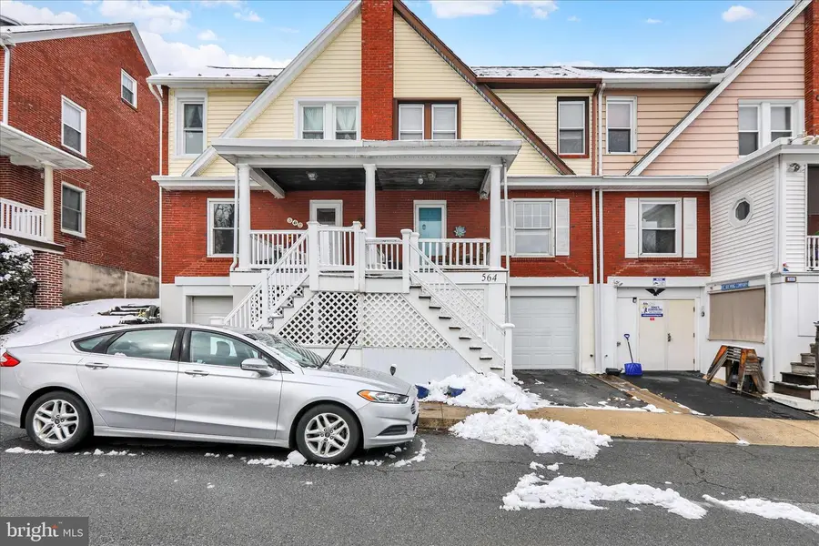 564 Marshall Ave, Reading, PA 19606 - #2