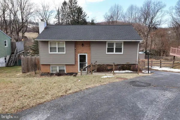 30 Lindy Ln, BOYERTOWN, PA 19512