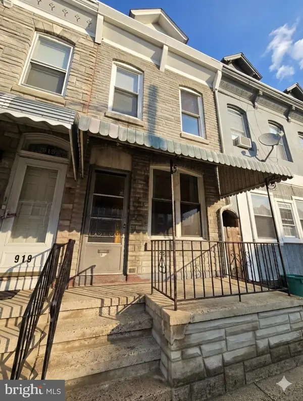 921 Perry St, READING, PA 19604