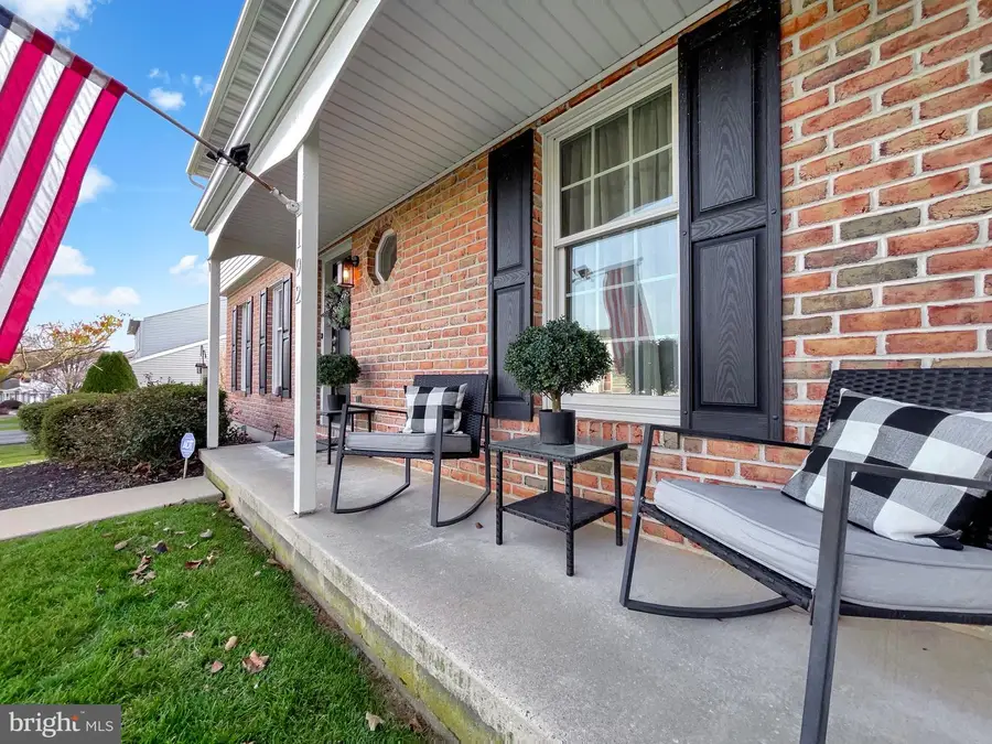 192 Faith Dr, Blandon, PA 19510 - #3