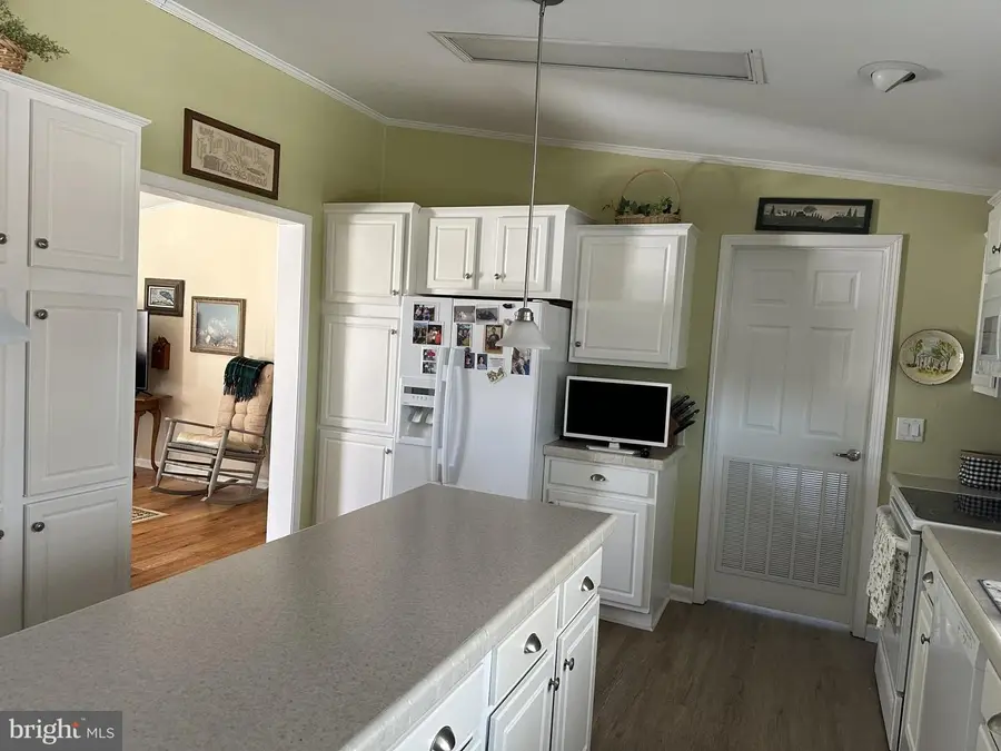 110 Allison Pl, Blandon, PA 19510 - #3