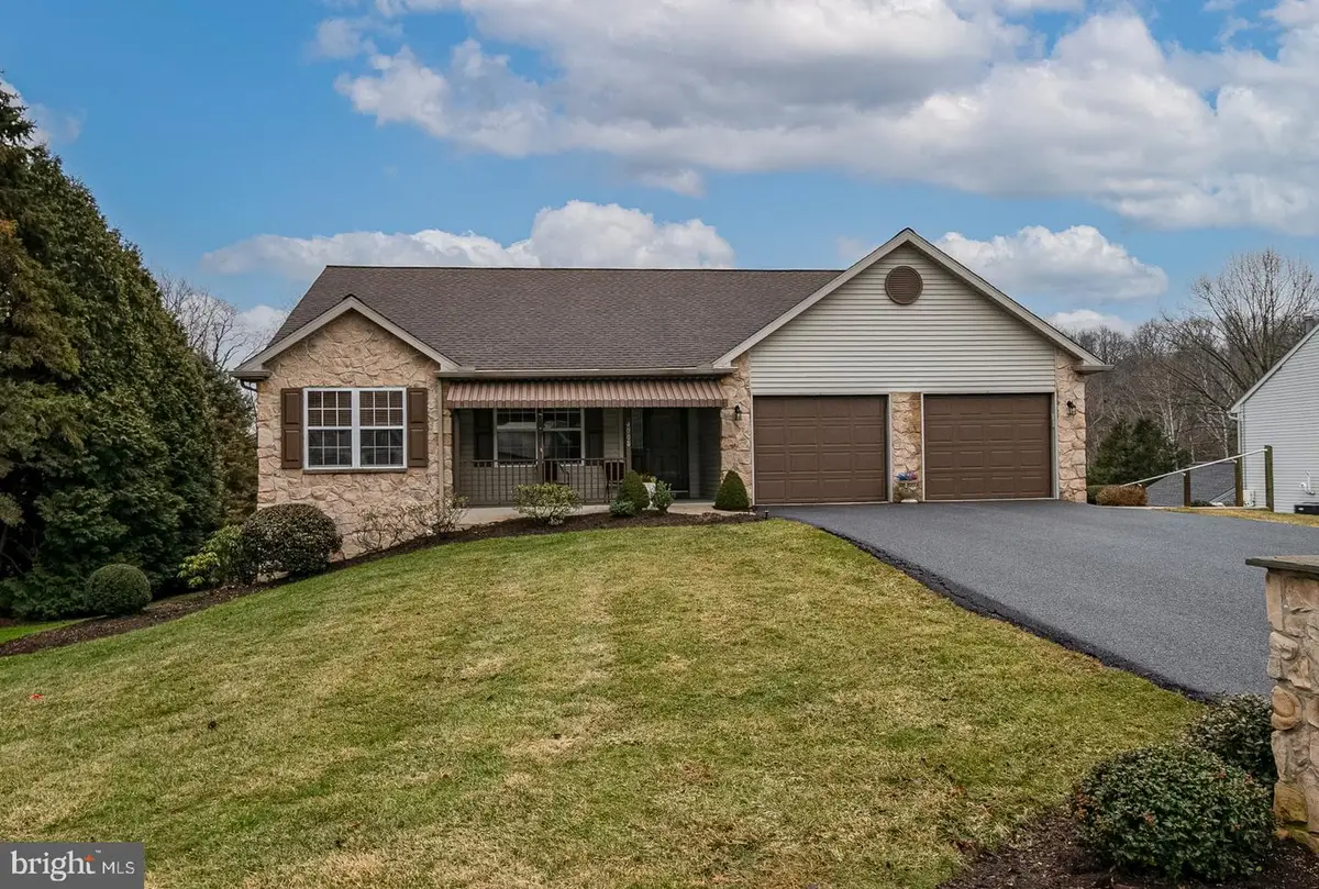 4008 River Rd, Reading, PA 19605 - #1