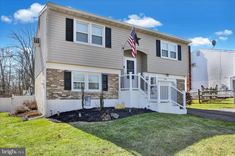 130 S 5th St, Bally, PA 19503 - #2