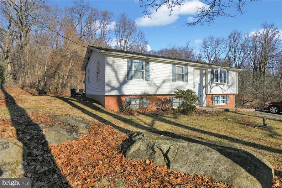 165 Wanner Rd, Reading, PA 19606 - #2