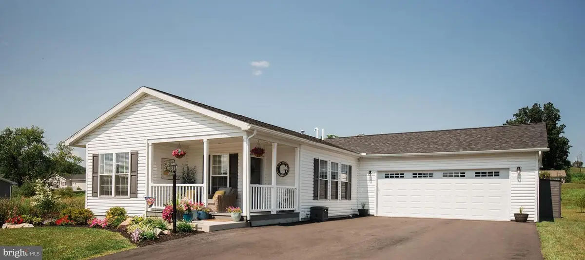 180 Eagles Watch S, Bechtelsville, PA 19505 - #1