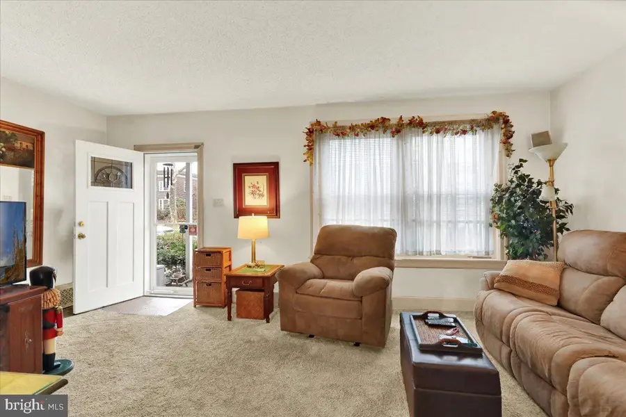 375 Sunset Rd, Reading, PA 19611 - #2