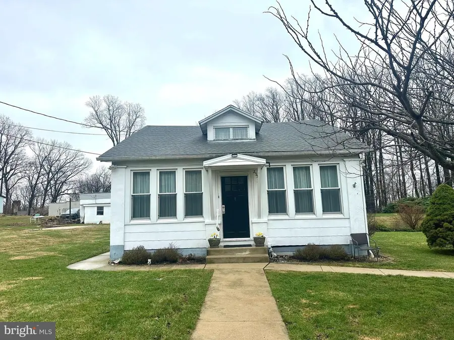 2554 Hill Rd, Reading, PA 19606 - #2