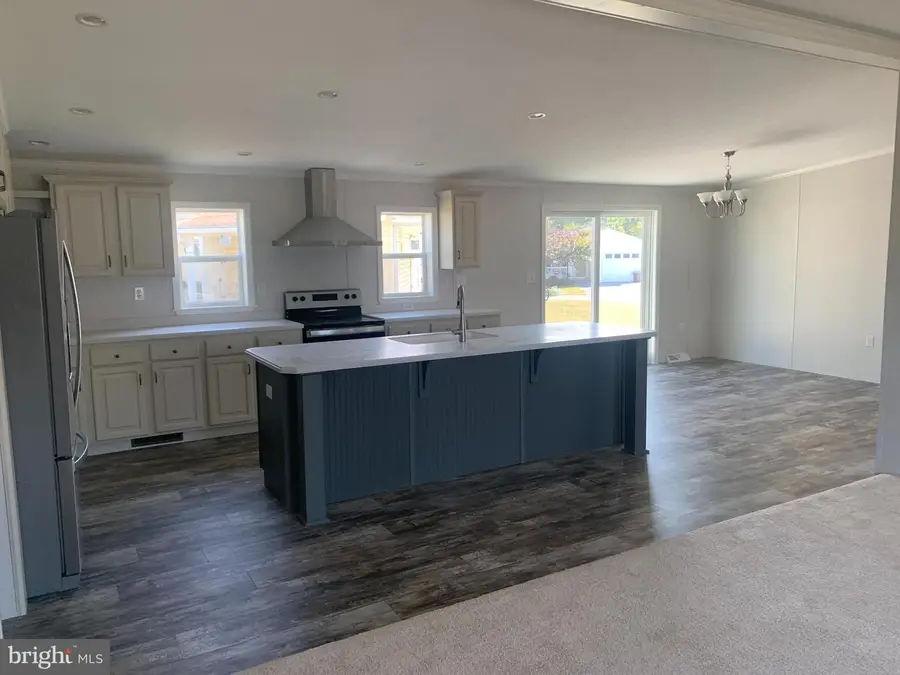 72 Westview Ter, Womelsdorf, PA 19567 - #2