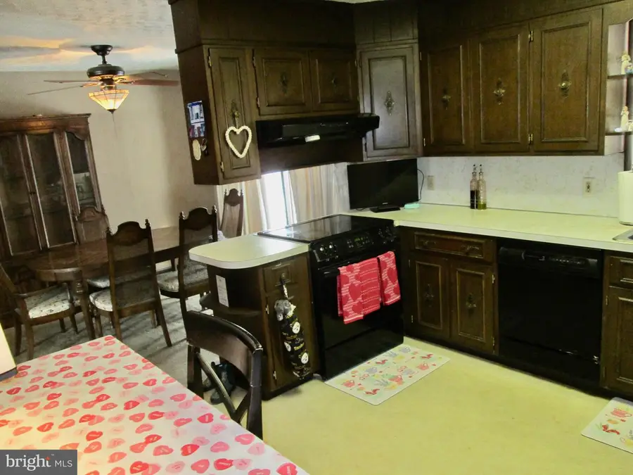 524 Prison Rd, Leesport, PA 19533 - #2