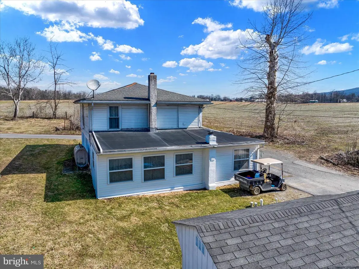 1086 Heffner Ln, Reading, PA 19605 - #1