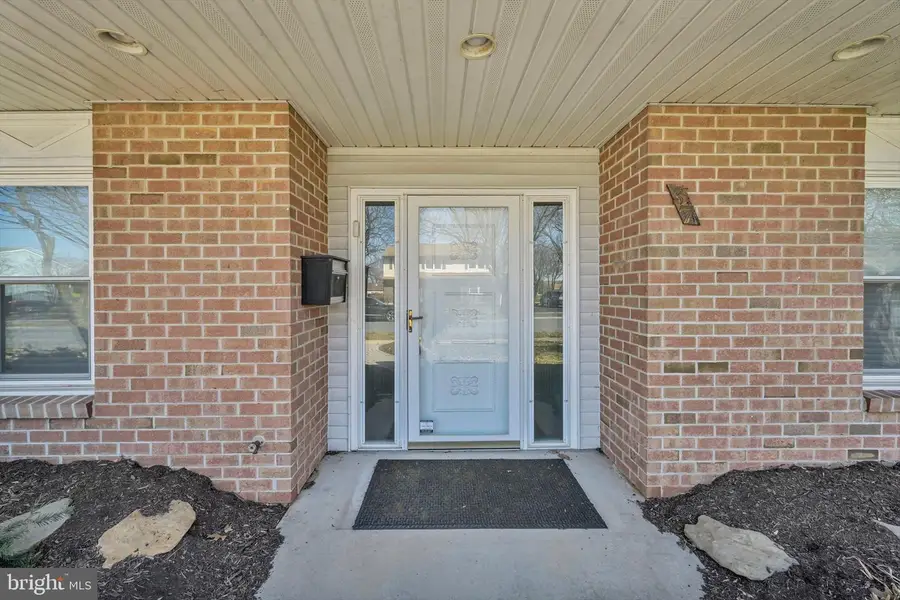 37 Dorchester Dr, Wyomissing, PA 19610 - #3