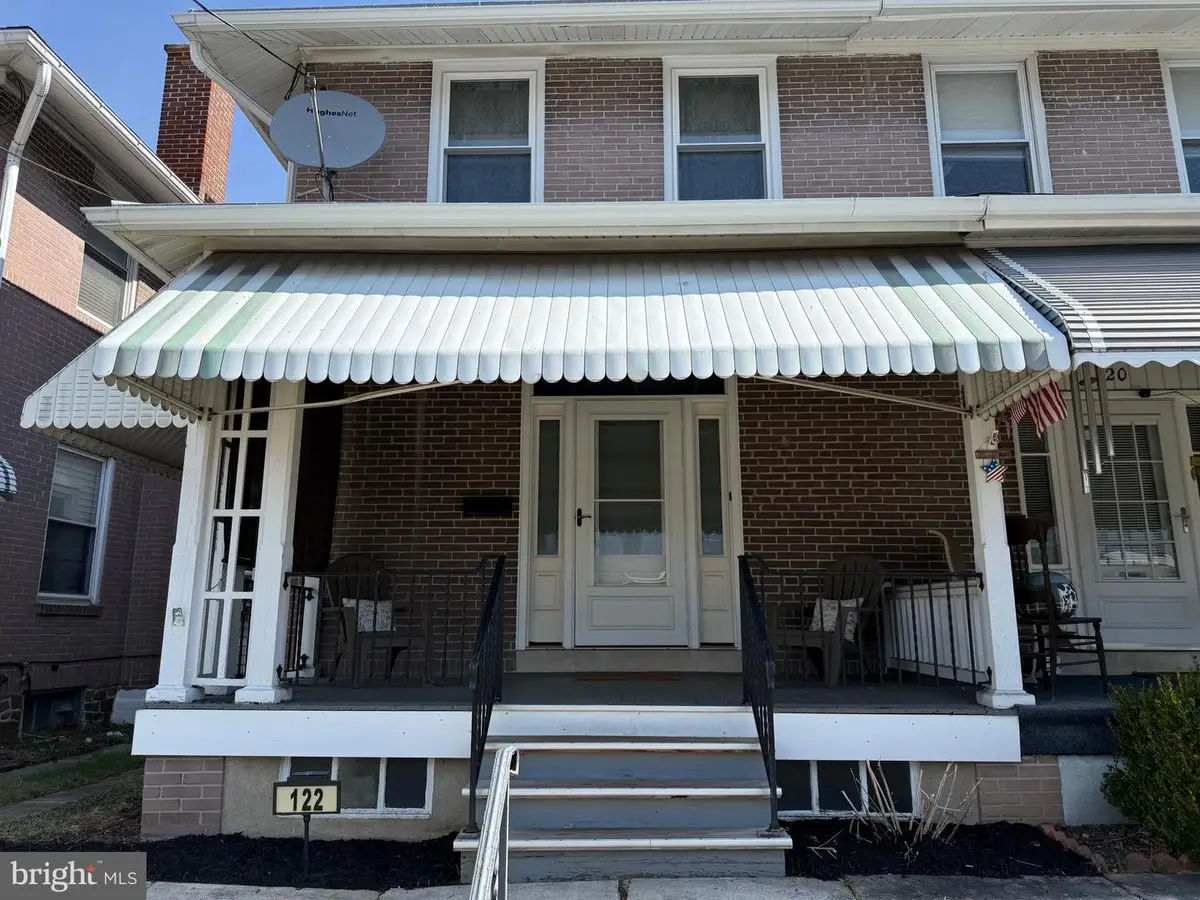 122 N Walnut St, Fleetwood, PA 19522 - #1