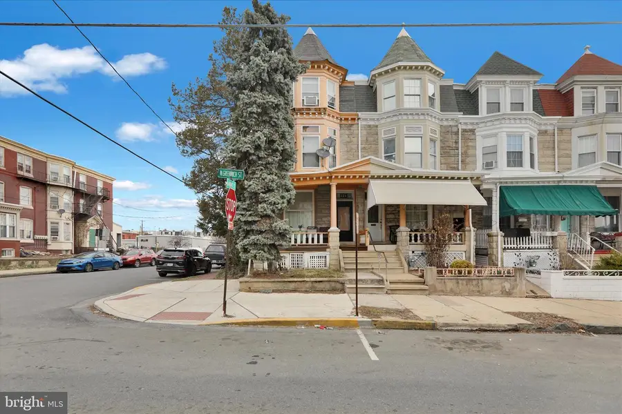 131 W Greenwich St, Reading, PA 19601 - #2