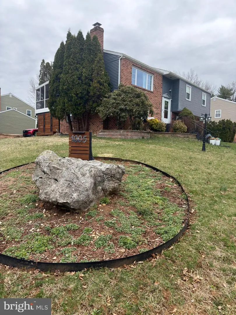 1005 Landover Dr, Reading, PA 19605 - #2