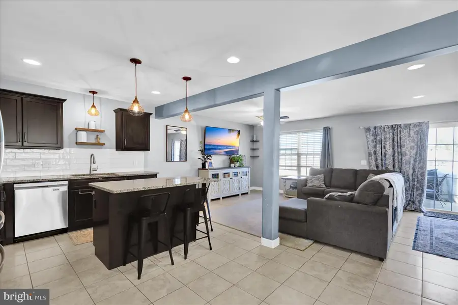 1237 Fairmont Ave, Temple, PA 19560 - #3