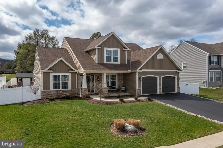 168 Sianna Cir, Wernersville, PA 19565 - #3