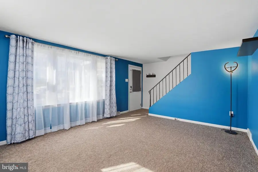 227 S 4th Ave, Reading, PA 19611 - #3