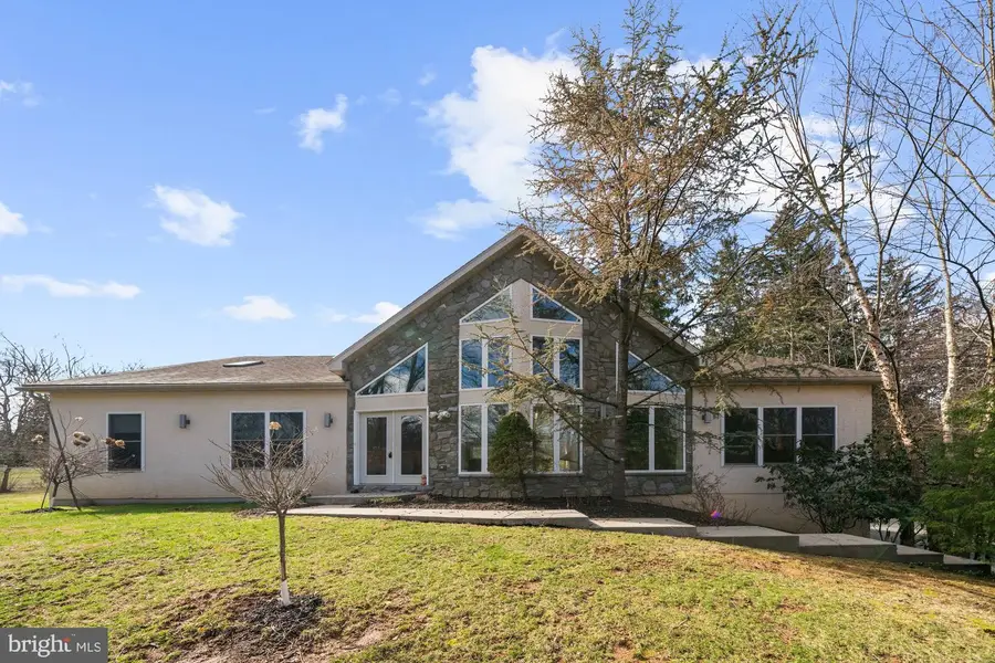 302 N Tulpehocken Rd, Reading, PA 19601 - #2