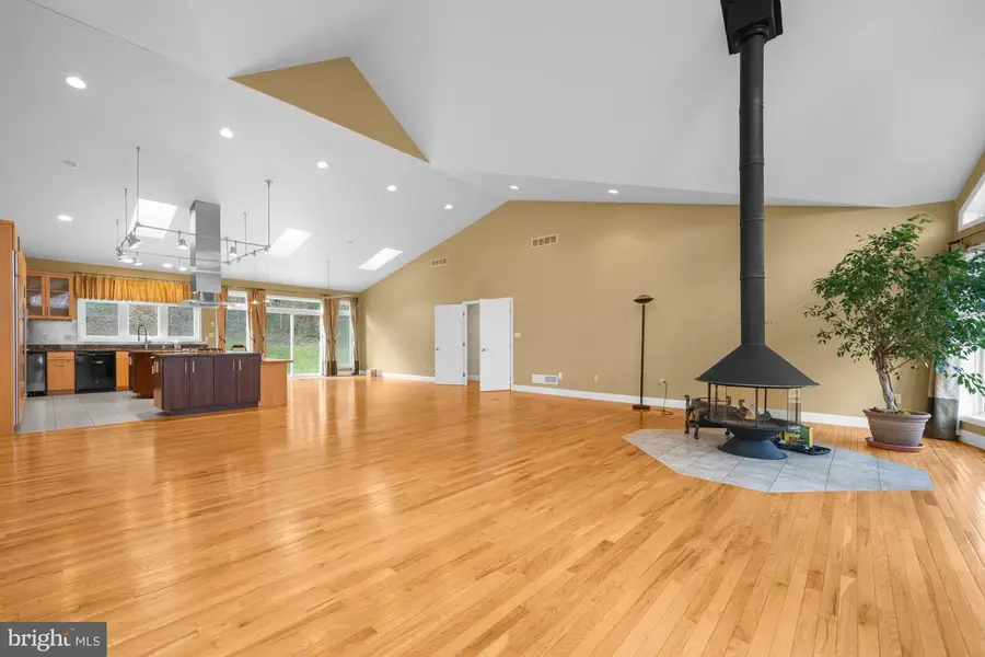 302 N Tulpehocken Rd, Reading, PA 19601 - #3