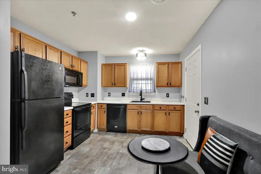 224 Christine Dr, Reading, PA 19606 - #3