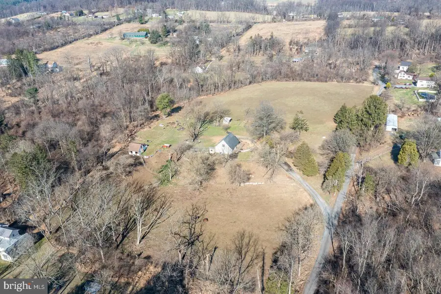 25 Thaddeus Ln, Reading, PA 19606 - #3