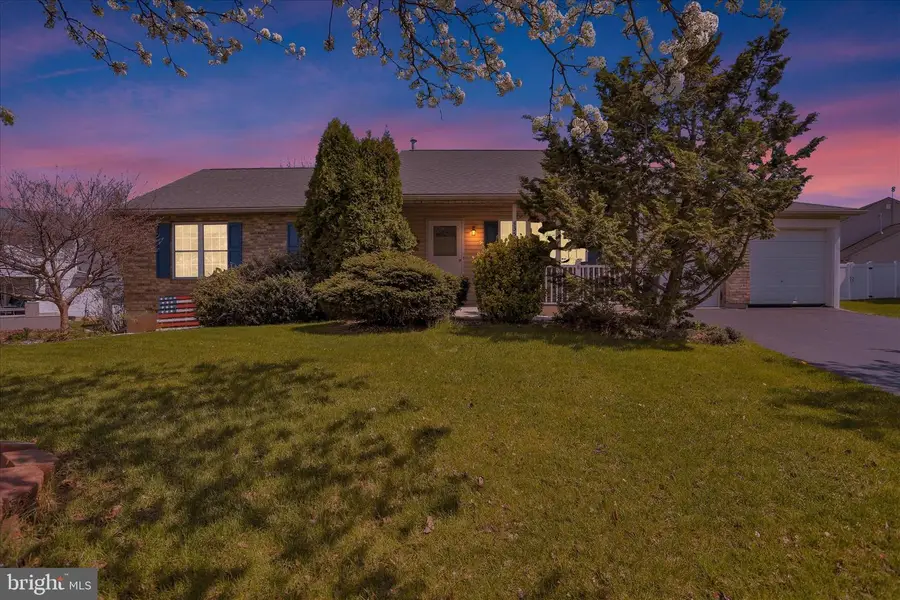 4350 Prestwick Dr, Reading, PA 19606 - #2