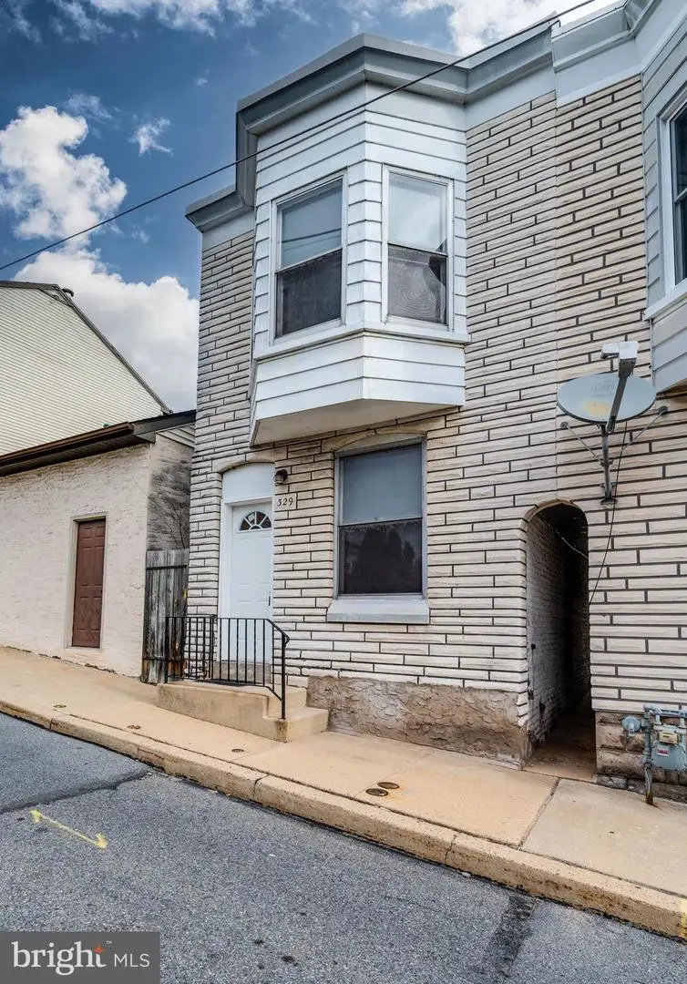 329 Kline St, Reading, PA 19611 - #3