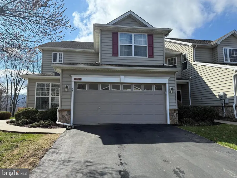 901 Ridgeview Dr, Morgantown, PA 19543 - #3