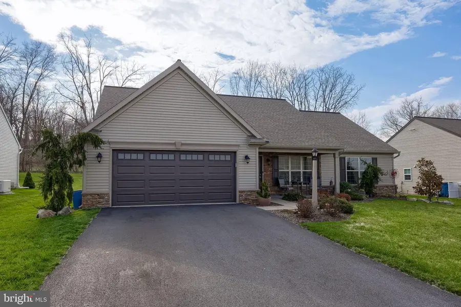 218 Sweet Birch Ln, Womelsdorf, PA 19567 - #3