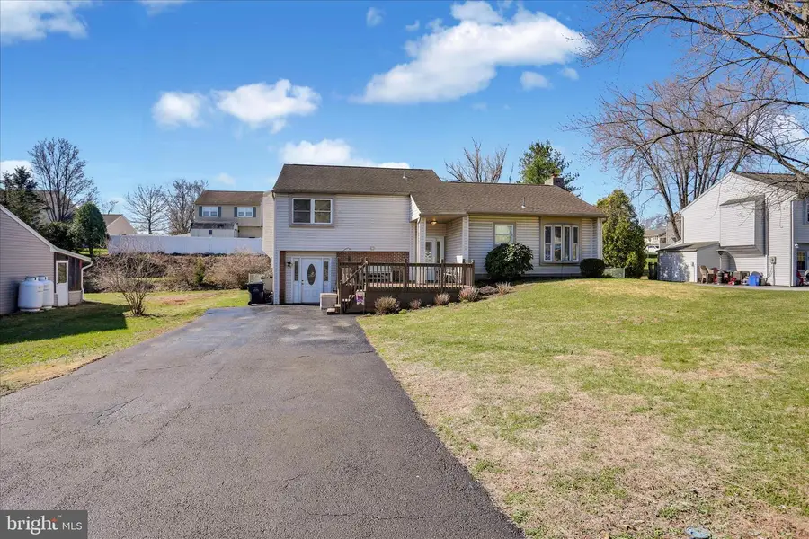 6104 Jefferson Dr, Reading, PA 19606 - #3