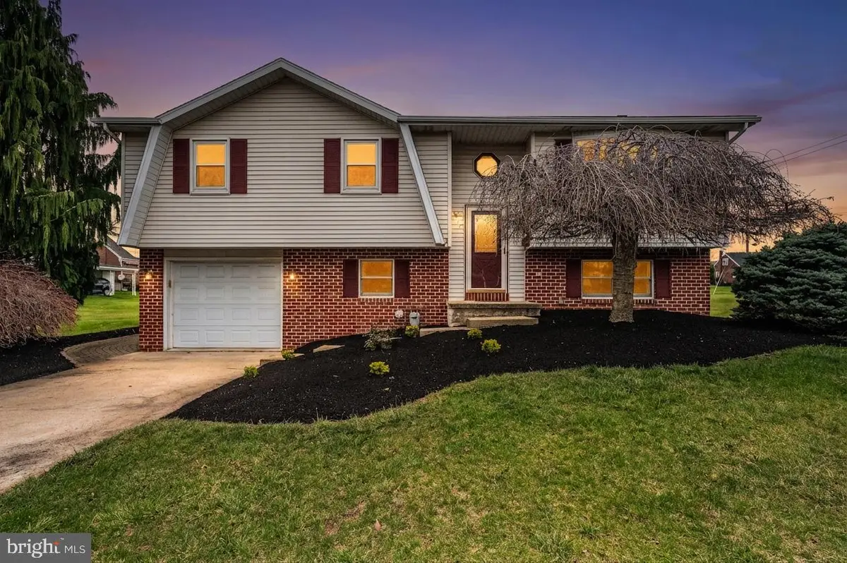 4017 5th Ave, Temple, PA 19560 - #1