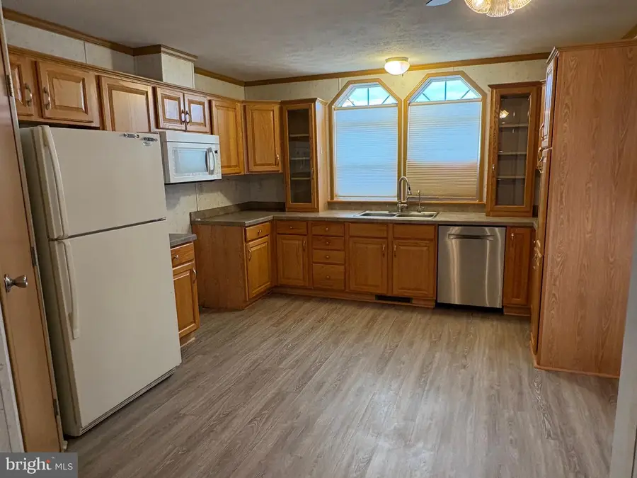 1012 Barberry Ave, Reading, PA 19605 - #3