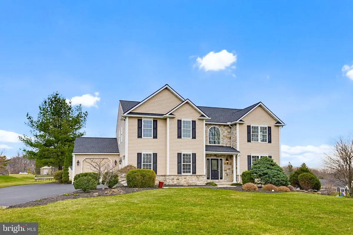 4 Saint Andrews Drive, Fleetwood, PA 19522 - #1